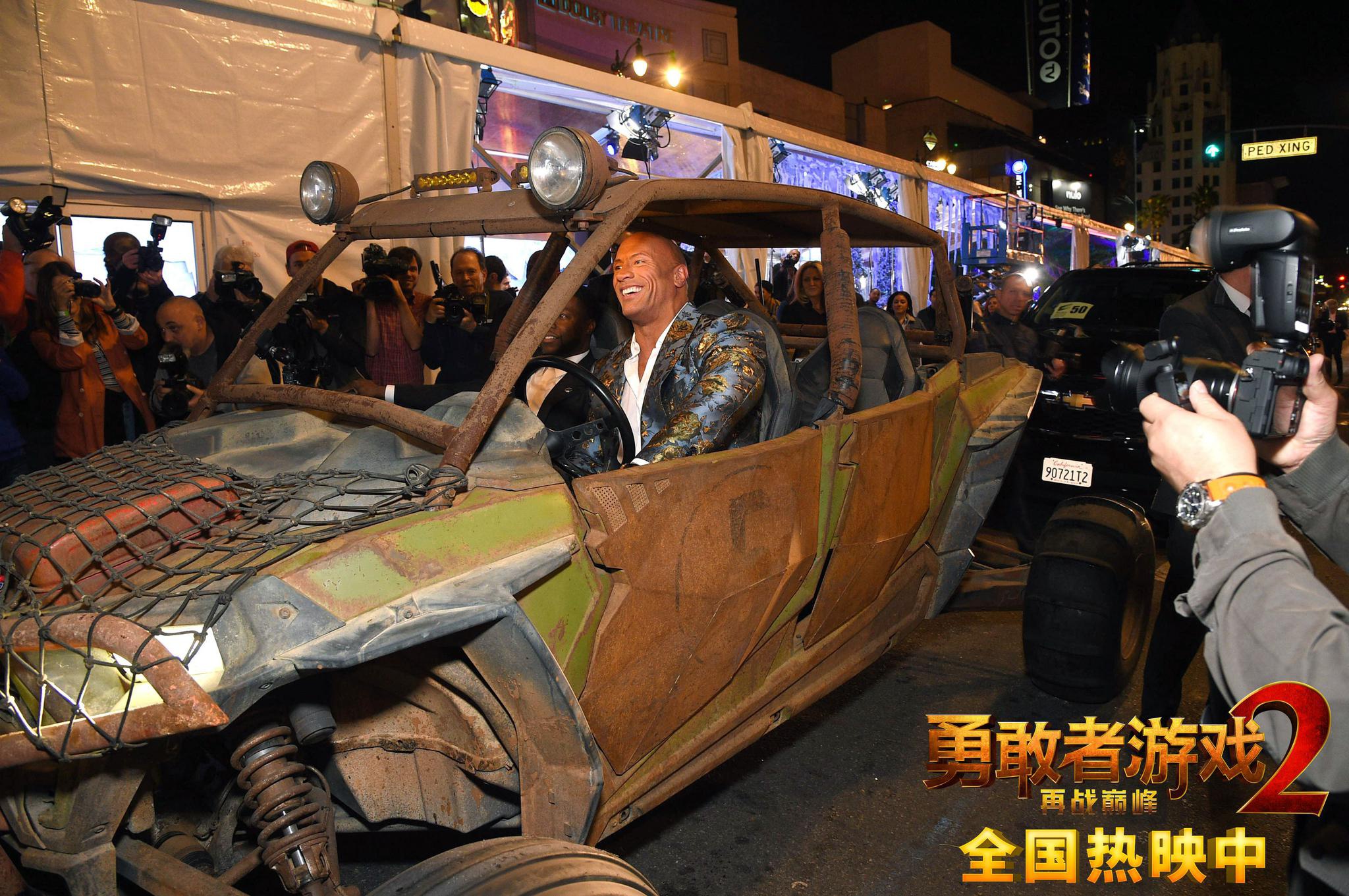 包含加时末段突围战来临，罗马围绕足总杯防线松动，媒体盛赞，数据趋势出现新变化的词条